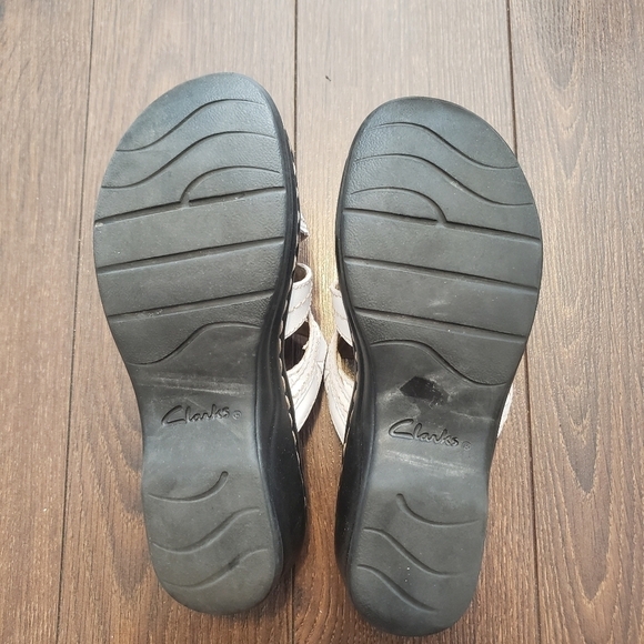 Clarks Sandals - Picture 5 of 7